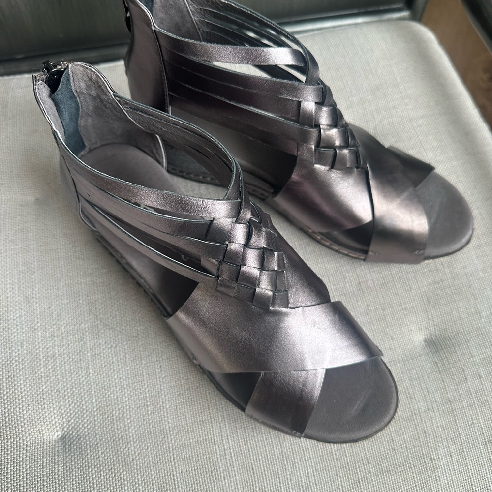 Antelope Rowena Sandals- 37 gunmetal